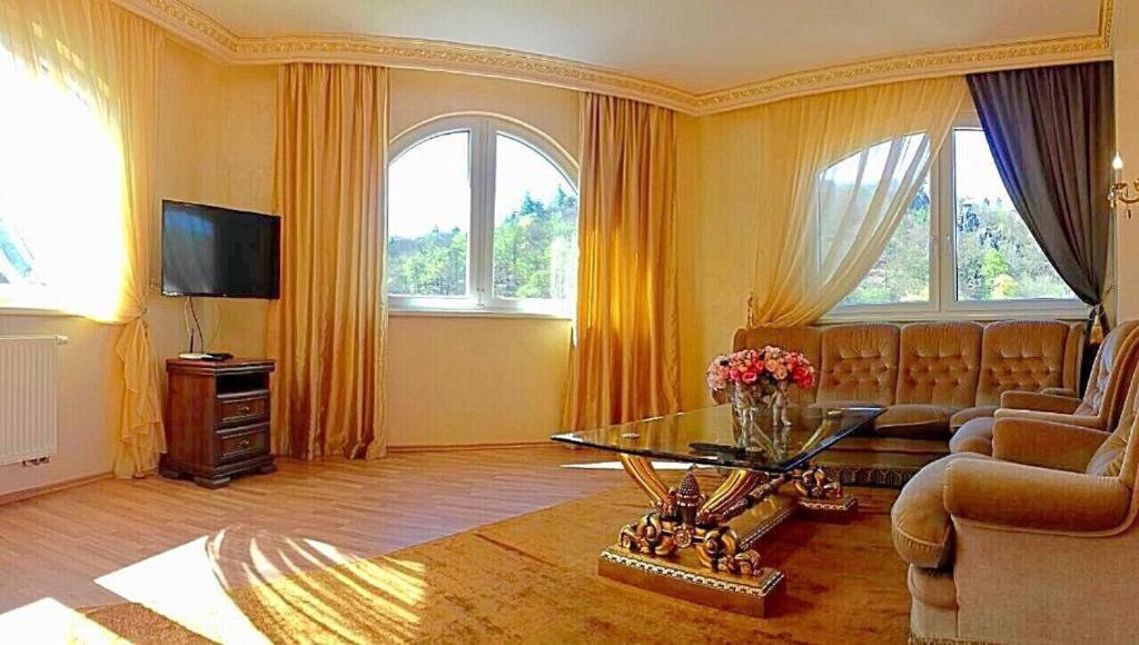 Fantasy Apartment Karlovy Vary Bagian luar foto